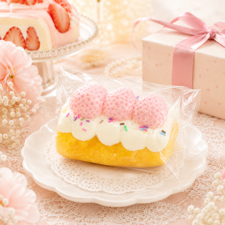 ピンクいちごロール